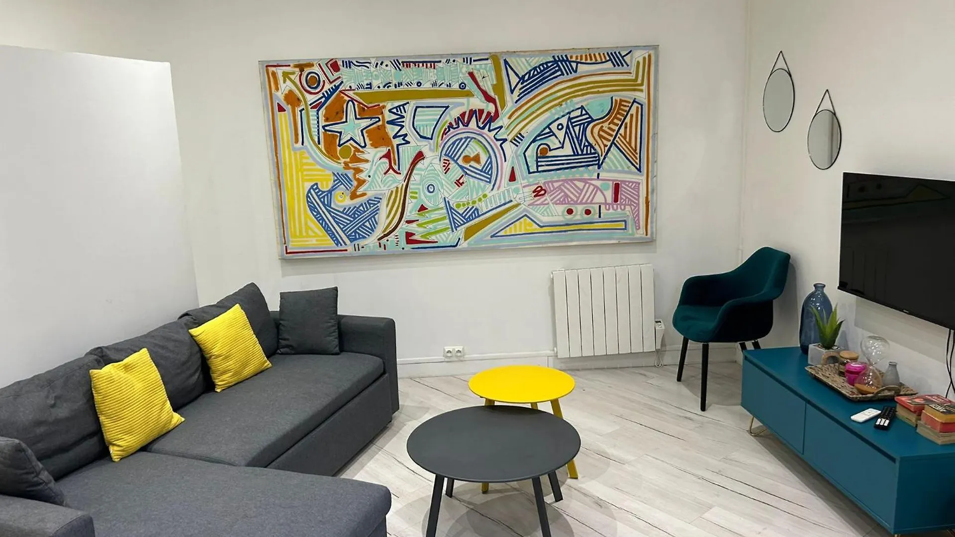 Modern Apartment - Batignolles Paris
